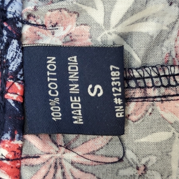 *NWT* IZOD Men's Tropical Floral Pajama Sleepwear Shorts, size Small - Picture 5 of 5